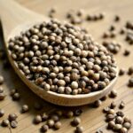 Brown-coriander-whole